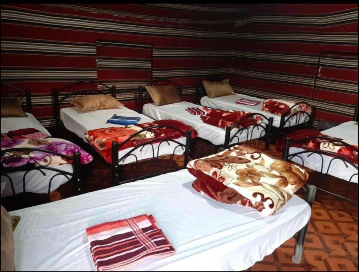 Bedouin Adventure & Tours Hotel Wadi Rum Bagian luar foto