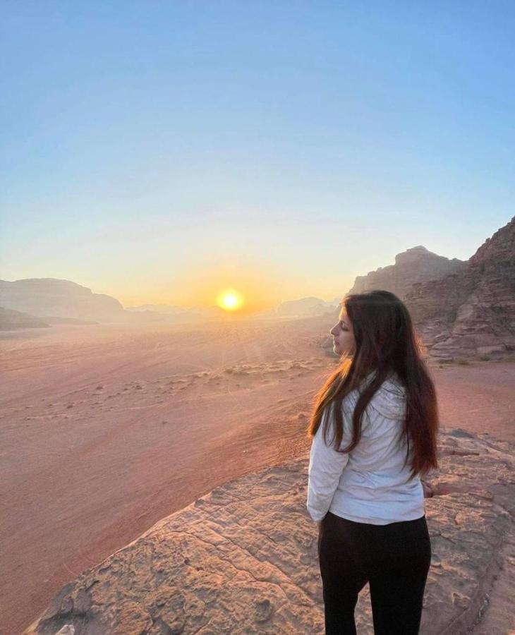 Bedouin Adventure & Tours Hotel Wadi Rum Bagian luar foto