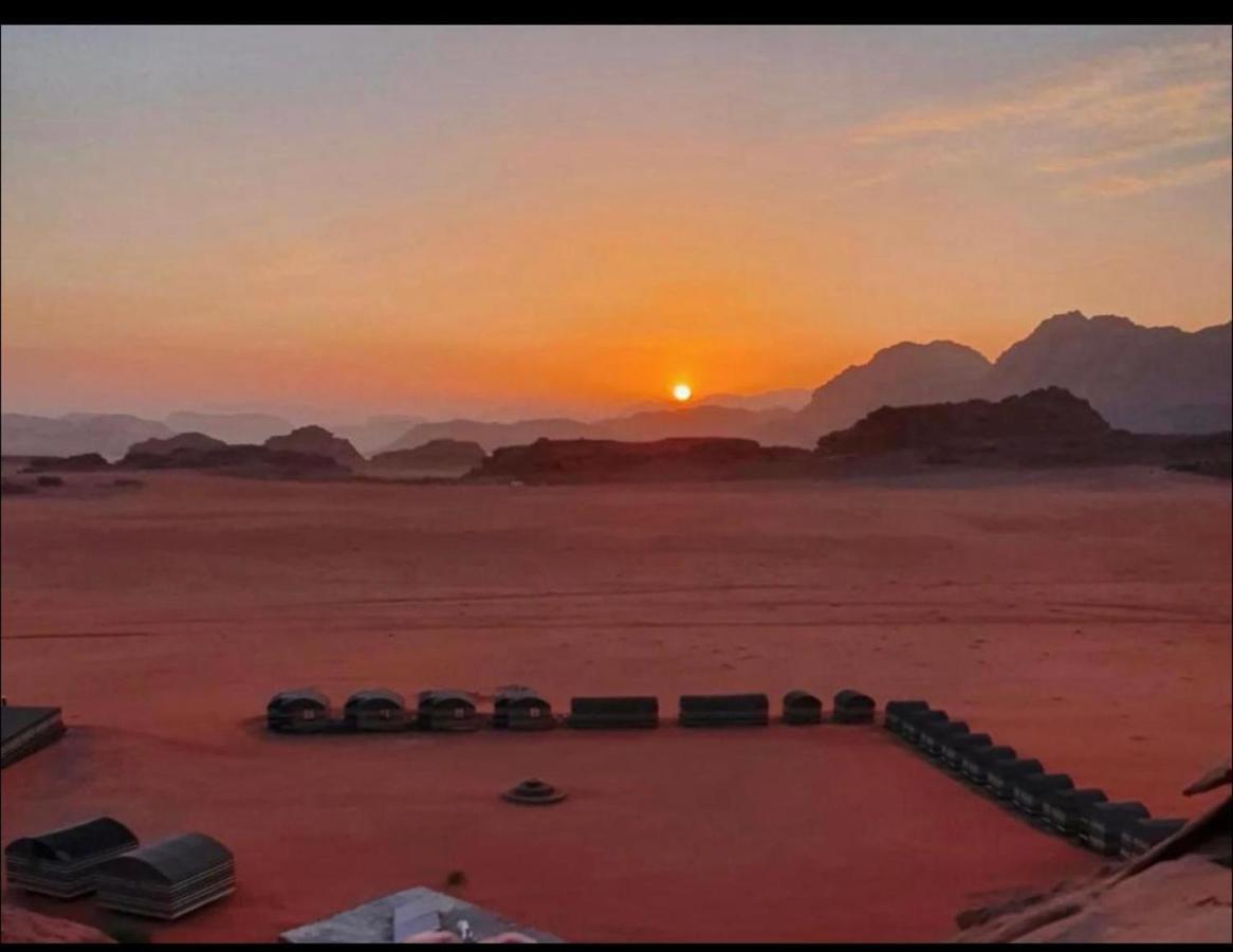 Bedouin Adventure & Tours Hotel Wadi Rum Bagian luar foto