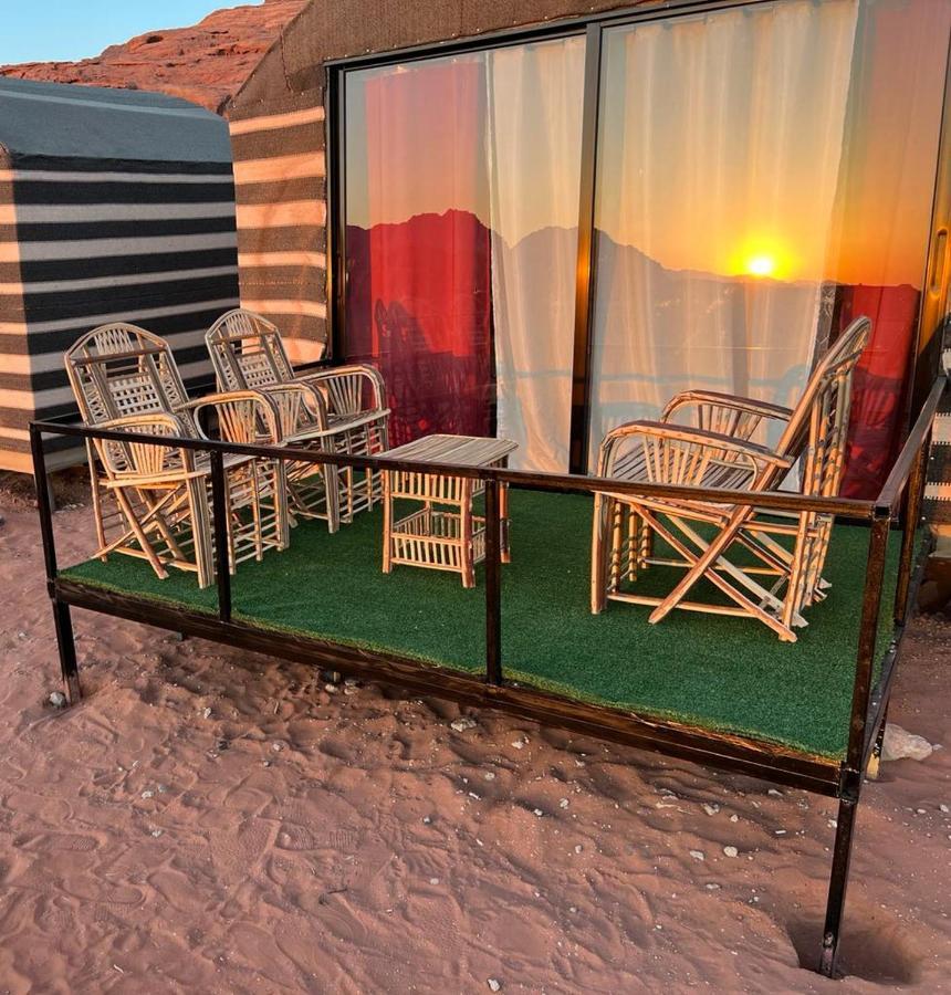 Bedouin Adventure & Tours Hotel Wadi Rum Bagian luar foto